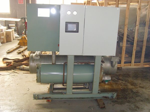 大峪镇酒店中央空调不停机清洗方法介绍